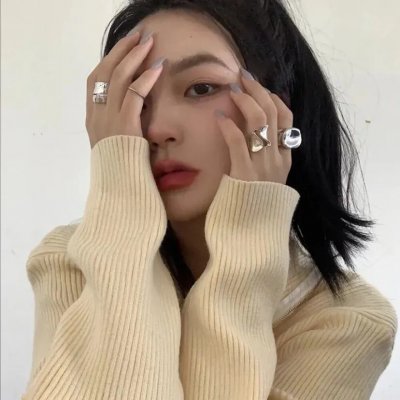 疯魔美女